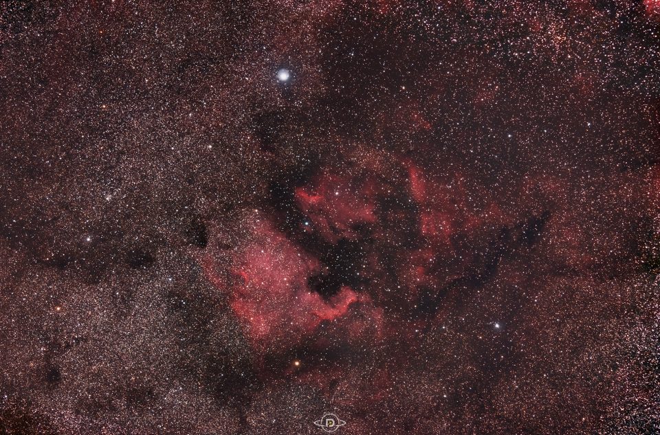 Wasserstoff und Sterne- NGC7000 und IC5070 weites Feld